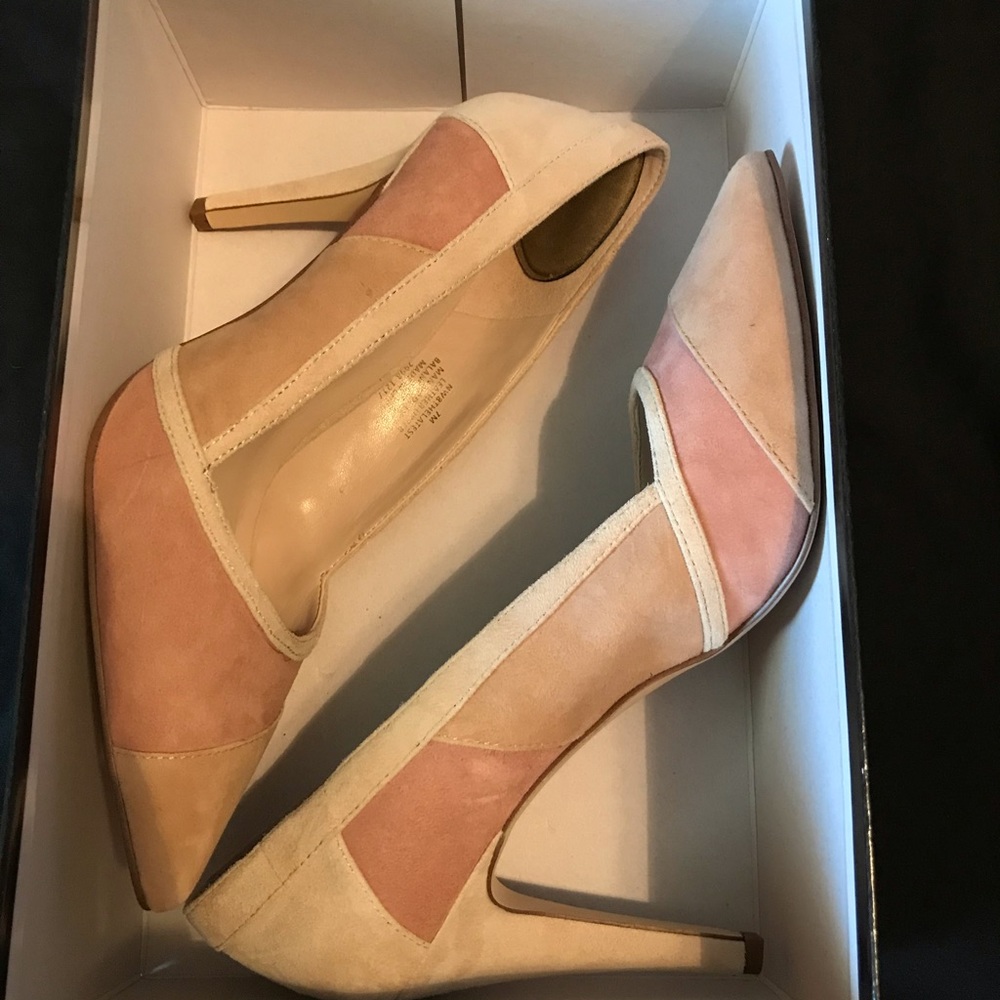 Size 7 point toe beige and pink heels